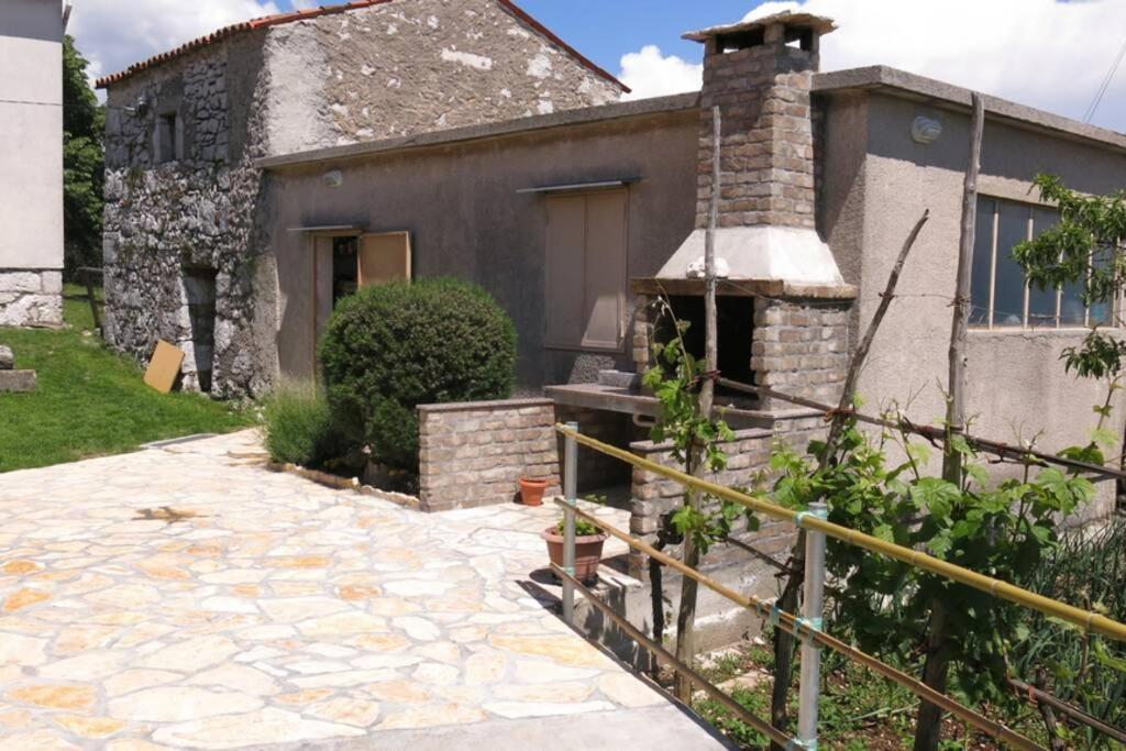 Vacation Home Marinici Мощеничка-Драга Экстерьер фото