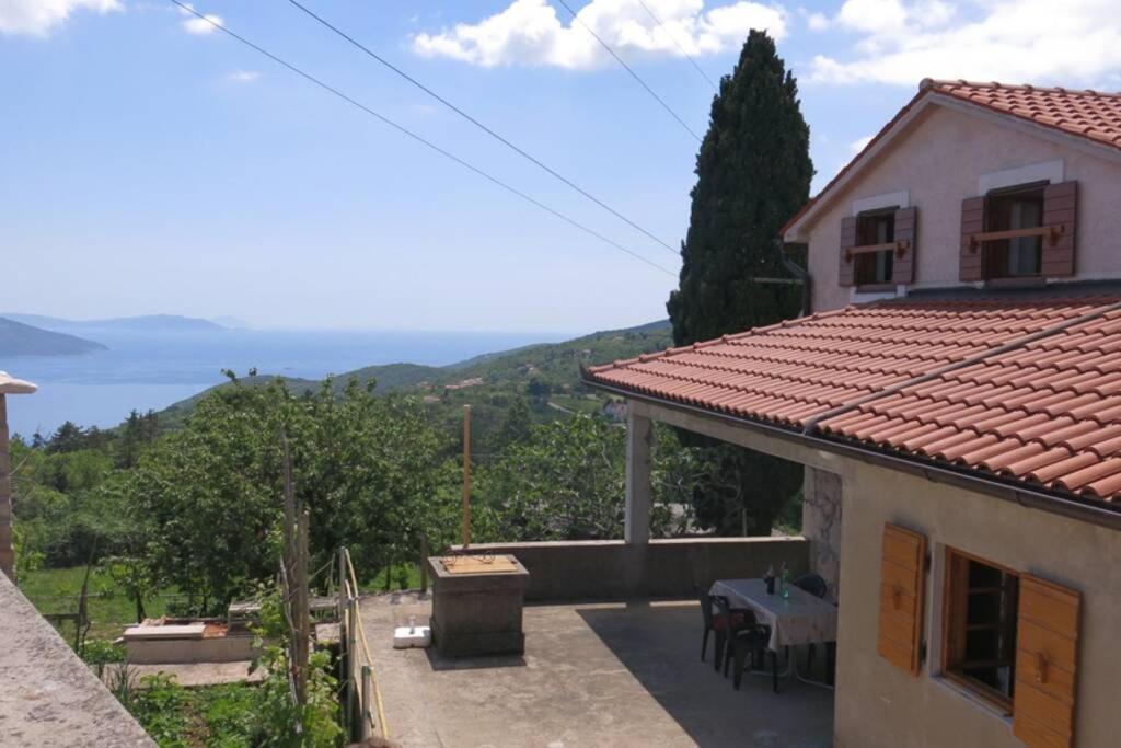 Vacation Home Marinici Мощеничка-Драга Экстерьер фото