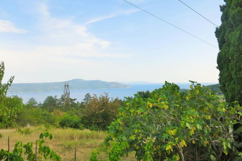 Vacation Home Marinici Мощеничка-Драга Экстерьер фото